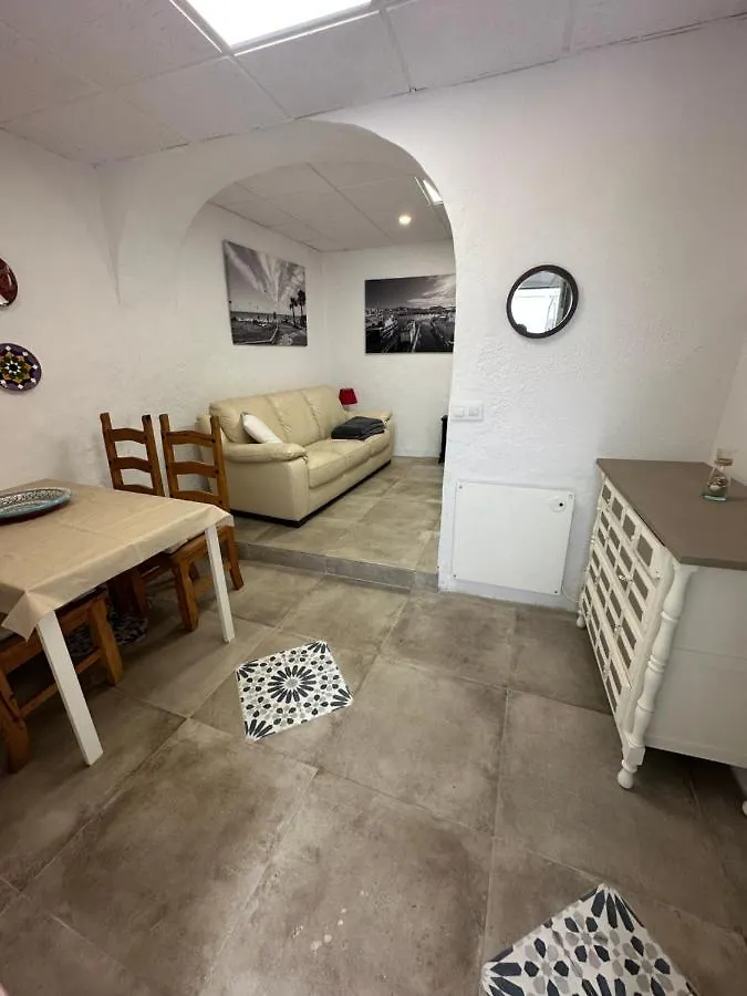 Charming Apartment In Historic Center Tarifa Spain